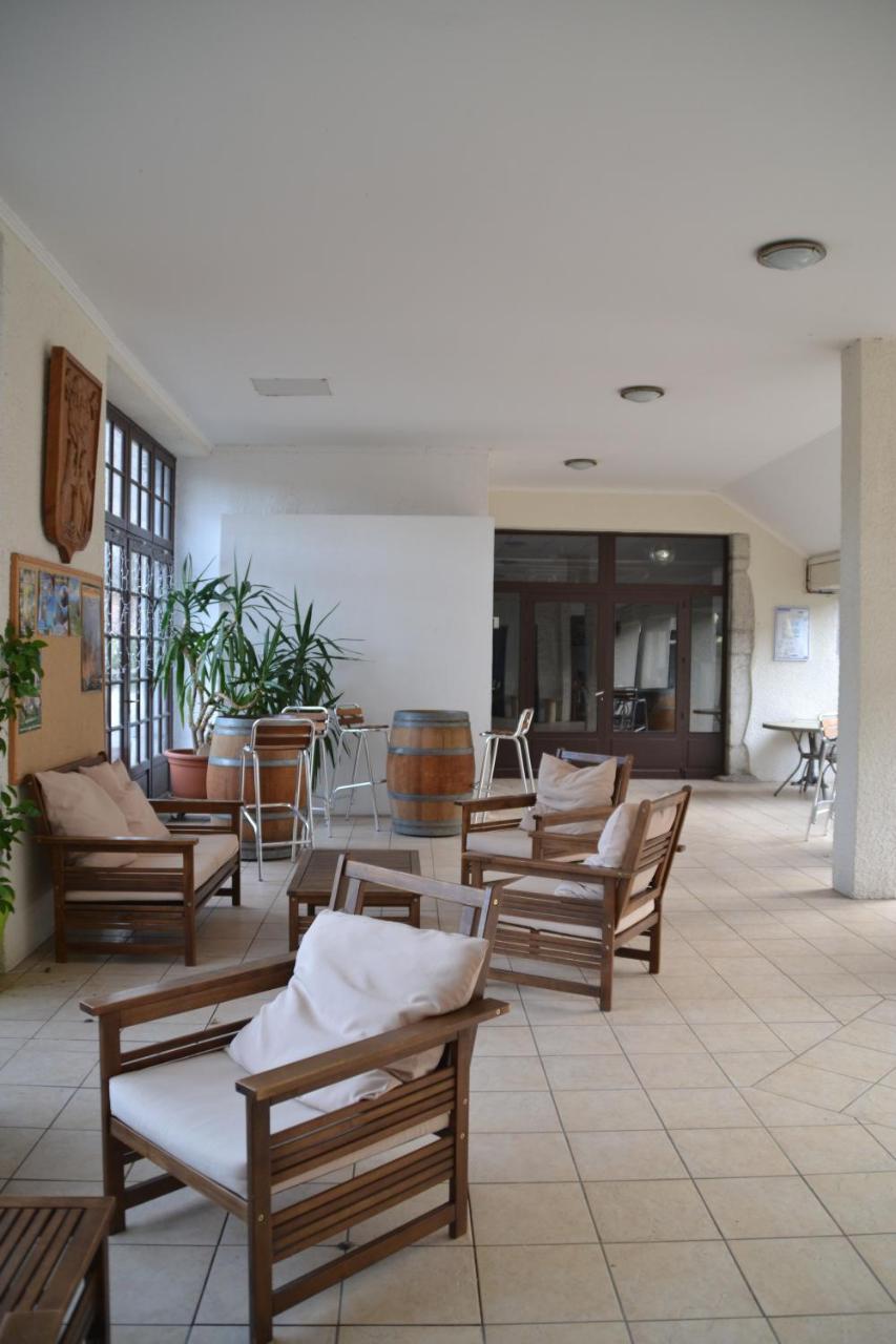 Auberge De La Vallee D'Ossau Izest Екстериор снимка